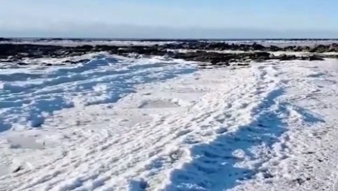 POGLEDAJTE - ZAMRZLI SE MORSKI TALASI NA OGNJENOJ ZEMLJI: Zima stigla na argentiski arhipelag POGLEDAJTE - ZAMRZLI SE MORSKI TALASI NA OGNJENOJ ZEMLJI: Zima stigla na argentiski arhipelag