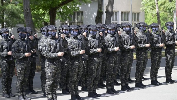 ПОЧЕТНА ПЛАТА БУДУЋИХ СПЕЦИЈАЛАЦА 220.000 ДИНАРА: Конкурс за специјалне јединице отворен до 31. јула ПОЧЕТНА ПЛАТА БУДУЋИХ СПЕЦИЈАЛАЦА 220.000 ДИНАРА: Конкурс за специјалне јединице отворен до 31. јула