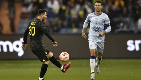 DOVEŠĆU IH LIČNO: Bivši argentinski fudbaler pravi drim tim na oproštajnoj utakmici DOVEŠĆU IH LIČNO: Bivši argentinski fudbaler pravi drim tim na oproštajnoj utakmici