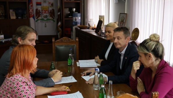 ЈУНСКЕ ОЛУЈЕ НАНЕЛЕ ВЕЛИКУ ШТЕТУ УСЕВИМА У ОКОЛИНИ КРАГУЈЕВЦА: Апел пољопривредницима да их осигурају ЈУНСКЕ ОЛУЈЕ НАНЕЛЕ ВЕЛИКУ ШТЕТУ УСЕВИМА У ОКОЛИНИ КРАГУЈЕВЦА: Апел пољопривредницима да их осигурају
