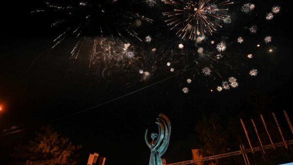 ФИЛМСКЕ СВЕЧАНОСТИ ПОД КОСМАЈЕМ: Почео 52. фестивал у Сопоту ФИЛМСКЕ СВЕЧАНОСТИ ПОД КОСМАЈЕМ: Почео 52. фестивал у Сопоту