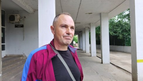 UDARAO SAM JE I PROSUO JOJ JOD PO GLAVI DA BIH SE SPASAO Ispovest Milovana kojeg je svinja ujela za međunožje UDARAO SAM JE I PROSUO JOJ JOD PO GLAVI DA BIH SE SPASAO Ispovest Milovana kojeg je svinja ujela za međunožje