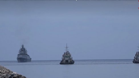 DVA BRODA PRISTAJU U VENECUELANSKU LUKU: Ruska pomorska flota završila vežbe na Atlantskom okeanu (VIDEO) DVA BRODA PRISTAJU U VENECUELANSKU LUKU: Ruska pomorska flota završila vežbe na Atlantskom okeanu (VIDEO)