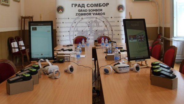 ЈЕДНА КАРТА ЗА ОБИЛАЗАК СОМБОРА : „Sombor City Card“ доступан туристима ЈЕДНА КАРТА ЗА ОБИЛАЗАК СОМБОРА : „Sombor City Card“ доступан туристима