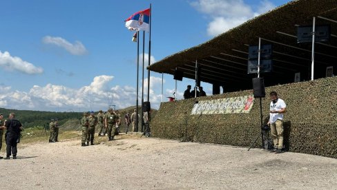 SVE JE SPREMNO ZA VATRENI UDAR: Poslednje pripreme na Pasuljanskim livadama (FOTO/VIDEO) SVE JE SPREMNO ZA VATRENI UDAR: Poslednje pripreme na Pasuljanskim livadama (FOTO/VIDEO)