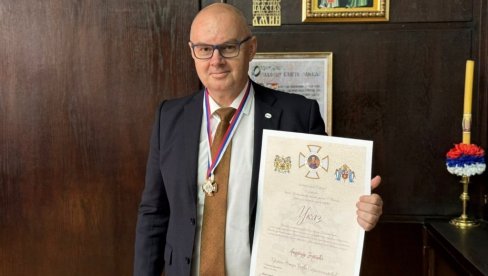 PRIZNANJE ZA DIREKTORA BORBE: Andriji Jorgiću dodeljen “Krst vožda Đorđa Stratimirovića” PRIZNANJE ZA DIREKTORA BORBE: Andriji Jorgiću dodeljen “Krst vožda Đorđa Stratimirovića”