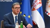 ВЕЛИКЕ СТВАРИ И ВЕЛИКЕ ПРОМЕНЕ ГУРАЈУ НАШУ ЗЕМЉУ НАПРЕД Председник најавио: У наредним недељама битни сусрети (ФОТО)