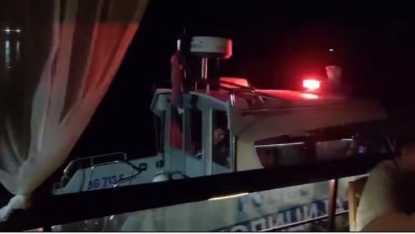 ТЕЛО ЖЕНЕ ИЗВУЧЕНО ИЗ САВЕ: И даље траје потрага за мушкарцем који је нестао после судара брода и чамца ТЕЛО ЖЕНЕ ИЗВУЧЕНО ИЗ САВЕ: И даље траје потрага за мушкарцем који је нестао после судара брода и чамца