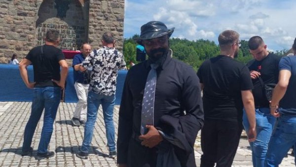 ЗБОГ ЊЕГА САМ ПОСТАО И СРБИН И ПРАВОСЛАВАЦ: Семјуел из Њу Џерзија отворио душу - По рођењу сам Американац, а Србин у срцу ЗБОГ ЊЕГА САМ ПОСТАО И СРБИН И ПРАВОСЛАВАЦ: Семјуел из Њу Џерзија отворио душу - По рођењу сам Американац, а Србин у срцу
