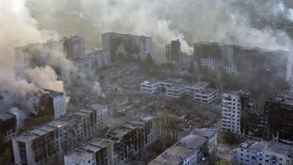 РУСИ СВЕ БЛИЖЕ ГРАНИЦИ ДОНБАСА: Због напредовања у Харковској области наредили евакуацију РУСИ СВЕ БЛИЖЕ ГРАНИЦИ ДОНБАСА: Због напредовања у Харковској области наредили евакуацију