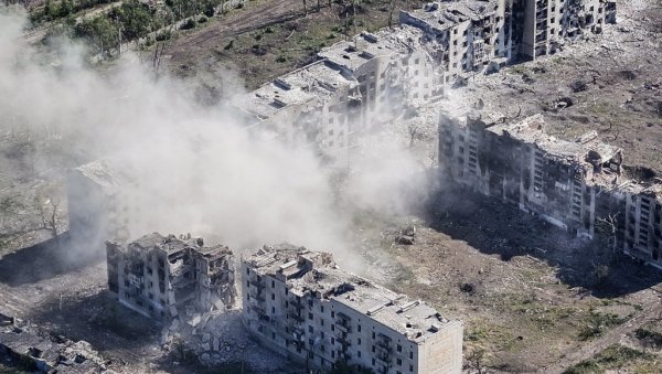 УКРАЈИНА ДОБИЛА АМЕРИЧКИ Ф16: Напредни радари авиона омогућавају пилотима да одреде даље циљеве УКРАЈИНА ДОБИЛА АМЕРИЧКИ Ф16: Напредни радари авиона омогућавају пилотима да одреде даље циљеве