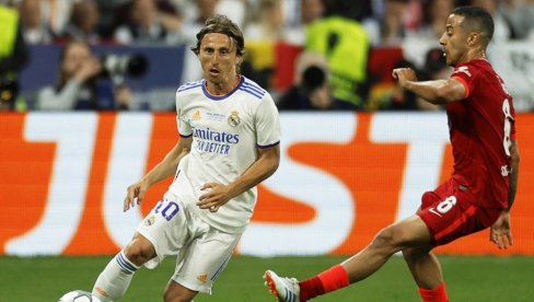 DA LI JE VREME ZA ODLAZAK IZ REALA? Luka Modrić velika želja španskog kluba DA LI JE VREME ZA ODLAZAK IZ REALA? Luka Modrić velika želja španskog kluba