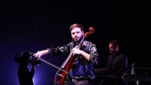 STJEPAN HAUSER ZA NOVOSTI: Moji korijeni su u klasici STJEPAN HAUSER ZA NOVOSTI: Moji korijeni su u klasici