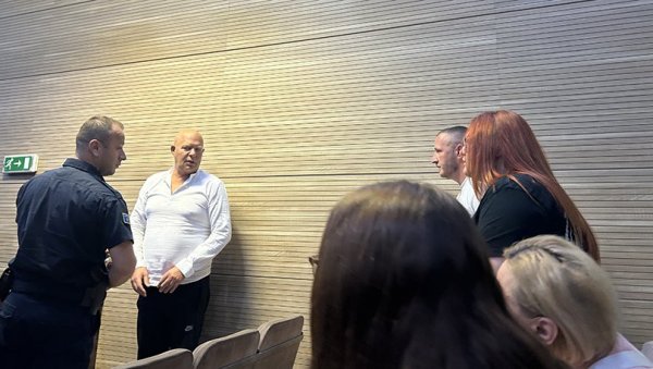 НАСТАВЉА СЕ МАЛТРЕТИРАЊЕ СРБА НА КиМ: Продужен притвор Слађану Трајковићу на још два месеца НАСТАВЉА СЕ МАЛТРЕТИРАЊЕ СРБА НА КиМ: Продужен притвор Слађану Трајковићу на још два месеца