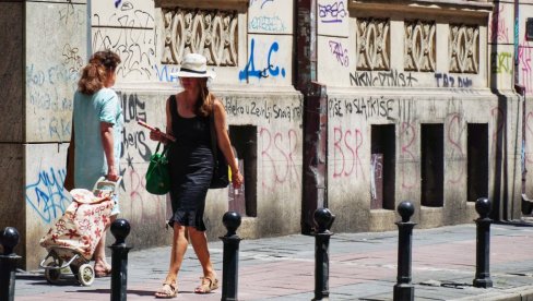 U ŠEST SATI IZMERENA ČAK 24 STEPENA: Ovo su najtopliji gradovi u Srbiji, paklen dan pred nama U ŠEST SATI IZMERENA ČAK 24 STEPENA: Ovo su najtopliji gradovi u Srbiji, paklen dan pred nama