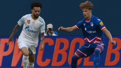 NOVA ZVEZDA NOKAUTIRALA ŠAMPIONA RUSIJE: Crveno-beli iznenadili Zenit (FOTO/VIDEO) NOVA ZVEZDA NOKAUTIRALA ŠAMPIONA RUSIJE: Crveno-beli iznenadili Zenit (FOTO/VIDEO)