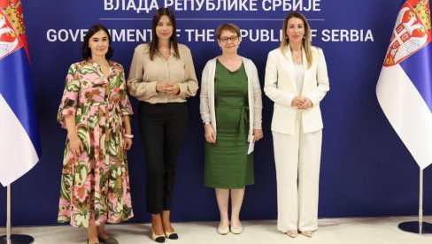 NOVI DIGITALNI SERVISI ZA GRAĐANE SRBIJE: Lakše i efikasnije do dozvola NOVI DIGITALNI SERVISI ZA GRAĐANE SRBIJE: Lakše i efikasnije do dozvola