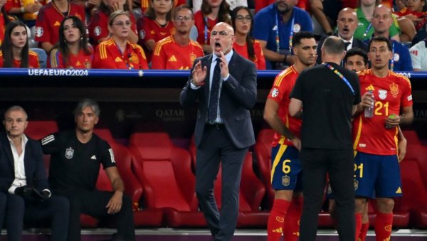 ИМАМО ЈАКОГ ПРОТИВНИКА, АЛИ ИГРАМО НАШУ ИГРУ: Селектор Шпаније пред меч са Енглезима ИМАМО ЈАКОГ ПРОТИВНИКА, АЛИ ИГРАМО НАШУ ИГРУ: Селектор Шпаније пред меч са Енглезима