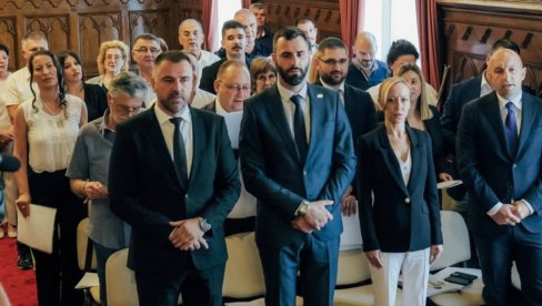 ГРАДОНАЧЕЛНИЦИ ТРЕЋИ МАНДАТ: Конституисана власт у Вршцу са два нова имена у већу ГРАДОНАЧЕЛНИЦИ ТРЕЋИ МАНДАТ: Конституисана власт у Вршцу са два нова имена у већу