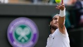RIVAL ĐOKOVIĆA U POLUFINALU VIMBLDONA: Muzeti je veliki navijač Federera (FOTO) RIVAL ĐOKOVIĆA U POLUFINALU VIMBLDONA: Muzeti je veliki navijač Federera (FOTO)