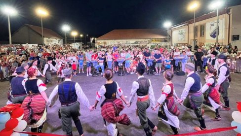INFRASTRUKTURNO ULAGANJE U DRENOVCU: Novi teren za male sportove INFRASTRUKTURNO ULAGANJE U DRENOVCU: Novi teren za male sportove