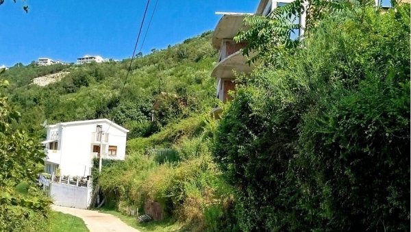 СТИГЛА ВОДА НАКОН 50 ГОДИНА: Нови цевоводи до Ђурића и насеља Топови СТИГЛА ВОДА НАКОН 50 ГОДИНА: Нови цевоводи до Ђурића и насеља Топови