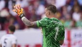 GOLMAN ENGLESKE REPREZENTACIJE IMA ČUDNU SUDBINU: Promena prezimena mu spasila život GOLMAN ENGLESKE REPREZENTACIJE IMA ČUDNU SUDBINU: Promena prezimena mu spasila život