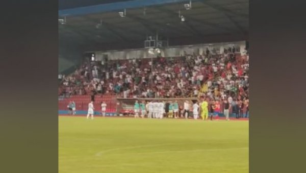 КУКАВИЦЕ! Албанци побегли са терена у Бањалуци због повика Косово је Србија (ВИДЕО) КУКАВИЦЕ! Албанци побегли са терена у Бањалуци због повика Косово је Србија (ВИДЕО)