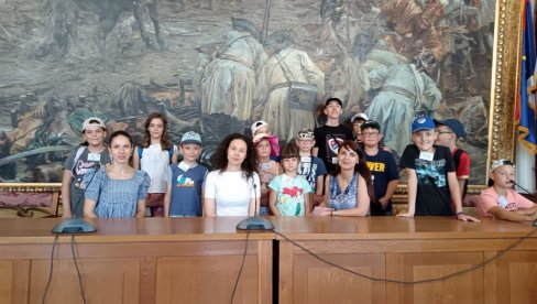AGILNI PROSVETARI IZ SOMBORA I KULE POKRENULI NOVI PROJEKAT SRCE U SRCU Ugostili dijasporu AGILNI PROSVETARI IZ SOMBORA I KULE POKRENULI NOVI PROJEKAT SRCE U SRCU Ugostili dijasporu