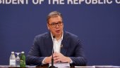 STRAVIČNA PRETNJA OPOZICIONARKE: Biljana Stojković pozvala na ubistvo Vučića! (FOTO) STRAVIČNA PRETNJA OPOZICIONARKE: Biljana Stojković pozvala na ubistvo Vučića! (FOTO)
