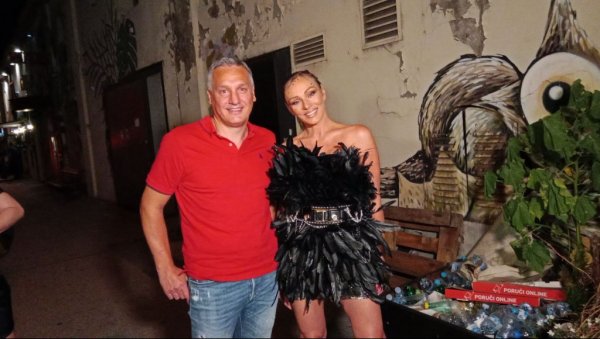 FUNKY G ПОНОВО НА ОКУПУ: Анабела и Гаги Ђогани након свега, заједно на сцени (ФОТО) FUNKY G ПОНОВО НА ОКУПУ: Анабела и Гаги Ђогани након свега, заједно на сцени (ФОТО)