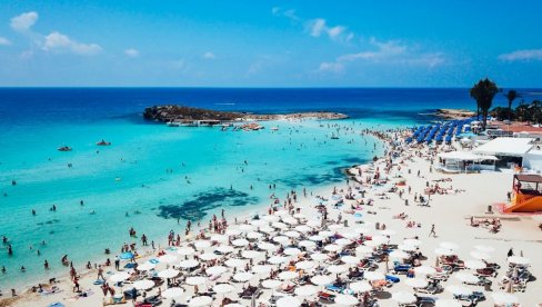 Otkrivamo zvanično najlepše plaže u Evropi za 2024 sa sjajnim provodom! Otkrivamo zvanično najlepše plaže u Evropi za 2024 sa sjajnim provodom!