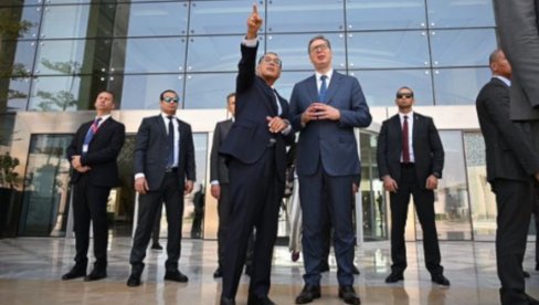 VUČIĆ SE OGLASIO NAKON SASTANKA SA PREMIJEROM EGIPTA: Naglasio sam značaj intenzivnih kontakata na nivou ministarstava i poslovnih udruženja VUČIĆ SE OGLASIO NAKON SASTANKA SA PREMIJEROM EGIPTA: Naglasio sam značaj intenzivnih kontakata na nivou ministarstava i poslovnih udruženja