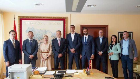 MINISTAR ZORAN GAJIĆ U RADNOJ POSETI REPUBLICI SRPSKOJ: Saradnja sportskih saveza Republike Srpske i Republike Srbije prioritet MINISTAR ZORAN GAJIĆ U RADNOJ POSETI REPUBLICI SRPSKOJ: Saradnja sportskih saveza Republike Srpske i Republike Srbije prioritet