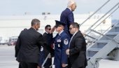 БАЈДЕН ИДЕ У ИЗОЛАЦИЈУ: Си-Ен-Ен – Позитиван на ковид, отказао говор у Лас Вегасу БАЈДЕН ИДЕ У ИЗОЛАЦИЈУ: Си-Ен-Ен – Позитиван на ковид, отказао говор у Лас Вегасу