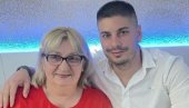 РОДИТЕЉИ УБИЈЕНОГ ПОЛИЦАЈЦА НЕМИ ОД БОЛА: Сестру тужна вест затекла у Швајцарској (ФОТО) РОДИТЕЉИ УБИЈЕНОГ ПОЛИЦАЈЦА НЕМИ ОД БОЛА: Сестру тужна вест затекла у Швајцарској (ФОТО)