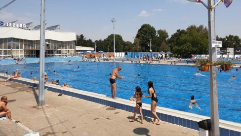 NE RADE OTVORENI BAZENI U KIKINDI: Tehnički problemi na dva dana oterali kupače NE RADE OTVORENI BAZENI U KIKINDI: Tehnički problemi na dva dana oterali kupače