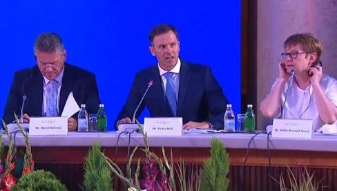 NEVEROVATAN POMAK ZA CELU ZEMLJU Vučić - Šolc pružio podršku Nemačke da Srbija ima veći vrednosni lanac proizvodnje litijuma NEVEROVATAN POMAK ZA CELU ZEMLJU Vučić - Šolc pružio podršku Nemačke da Srbija ima veći vrednosni lanac proizvodnje litijuma