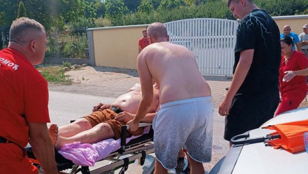 МОТОЦИКЛИСТА (77) КОД БОШЊАНА ТЕЖЕ ПОВРЕЂЕН: У Поморавском округу јуче четири „саобраћајке“ (ФОТО) МОТОЦИКЛИСТА (77) КОД БОШЊАНА ТЕЖЕ ПОВРЕЂЕН: У Поморавском округу јуче четири „саобраћајке“ (ФОТО)
