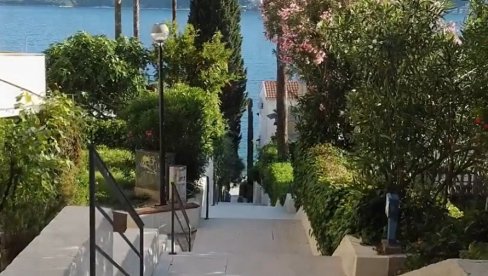 BRIGA O DECI BEZ RODITELJSKOG STARANJA: Otvoreno savetovalište za podršku hraniteljstvu BRIGA O DECI BEZ RODITELJSKOG STARANJA: Otvoreno savetovalište za podršku hraniteljstvu