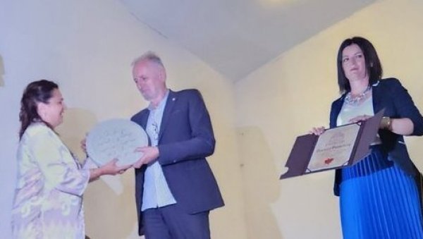 СВИ СМО ОДГОВОРНИ ЗА СТАЊЕ СРПСКЕ ДУШЕ : Писцу Селимиру Радуловићу „Беловодска розета“ СВИ СМО ОДГОВОРНИ ЗА СТАЊЕ СРПСКЕ ДУШЕ : Писцу Селимиру Радуловићу „Беловодска розета“