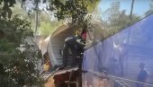 SUDAR TURISTIČKOG AUTOBUSA I KAMIONA: Jedna osoba poginula, dve povređene (VIDEO) SUDAR TURISTIČKOG AUTOBUSA I KAMIONA: Jedna osoba poginula, dve povređene (VIDEO)