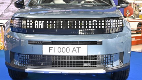 POGLEDAJTE KAKO IZGLEDA NOVI FIJAT GRANDE PANDA: Vučić se provozao novim automobilom! Startan i snažan, ide 150 km/h (VIDEO) POGLEDAJTE KAKO IZGLEDA NOVI FIJAT GRANDE PANDA: Vučić se provozao novim automobilom! Startan i snažan, ide 150 km/h (VIDEO)