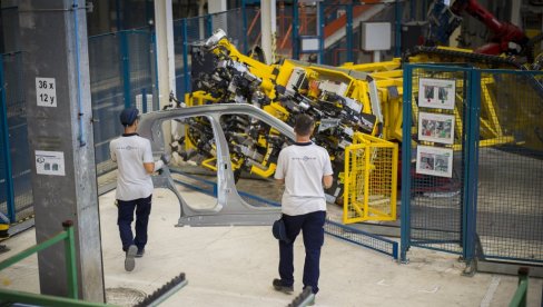 CVETA AUTOMOBILSKA INDUSTRIJA U KRAGUJEVCU: Povećena proizvodnja sitroena C3 za 40.000 vozila godišnje