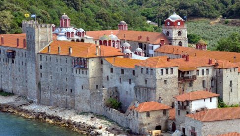 GRČKI TEOLOG UPOZORAVA: Atina nije odustala od pokušaja da iseli „staro bratstvo“ sa Svete Gore GRČKI TEOLOG UPOZORAVA: Atina nije odustala od pokušaja da iseli „staro bratstvo“ sa Svete Gore