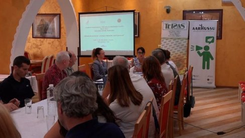 POJEDINAC U BORBI SA KLIMATSKIM PROMENAMA: U okviru Palićkog festivala održana ekološka debata POJEDINAC U BORBI SA KLIMATSKIM PROMENAMA: U okviru Palićkog festivala održana ekološka debata