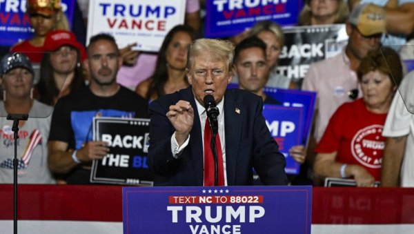 НОВЕ АНКЕТЕ: Трамп води против Харисове, Американци подржавају одлазак Бајдена НОВЕ АНКЕТЕ: Трамп води против Харисове, Американци подржавају одлазак Бајдена