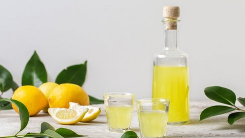 NAPRAVITE DOMAĆI SOK OD LIMUNA: Ovaj recept do sada niste probali NAPRAVITE DOMAĆI SOK OD LIMUNA: Ovaj recept do sada niste probali