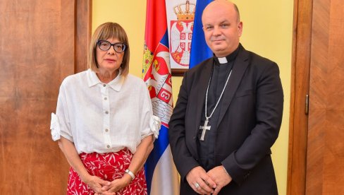 PODRŠKA OBNOVI CRKVE NA PERTROVARADINU : Maja Gojković razgovarala sa biskupom Fabijanom Svalinom PODRŠKA OBNOVI CRKVE NA PERTROVARADINU : Maja Gojković razgovarala sa biskupom Fabijanom Svalinom
