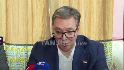 ОНО ШТO НАМА НИСУ ДАЛИ САДА ТРАЖЕ ЗА УКРАЈИНУ: Вучић - Кад су нам отимали Космет била су им уста пуна људских права ОНО ШТO НАМА НИСУ ДАЛИ САДА ТРАЖЕ ЗА УКРАЈИНУ: Вучић - Кад су нам отимали Космет била су им уста пуна људских права